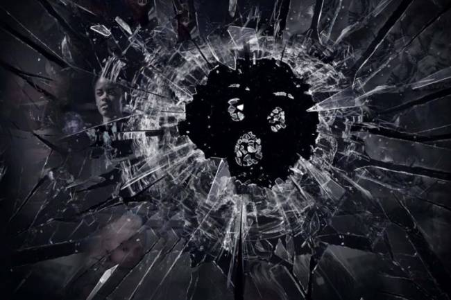 5 Saatlik Black Mirror Filmi Geliyor!