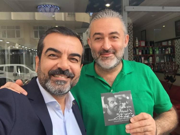 53 Yaşında İlk Single ve Örnek Bir Hikaye